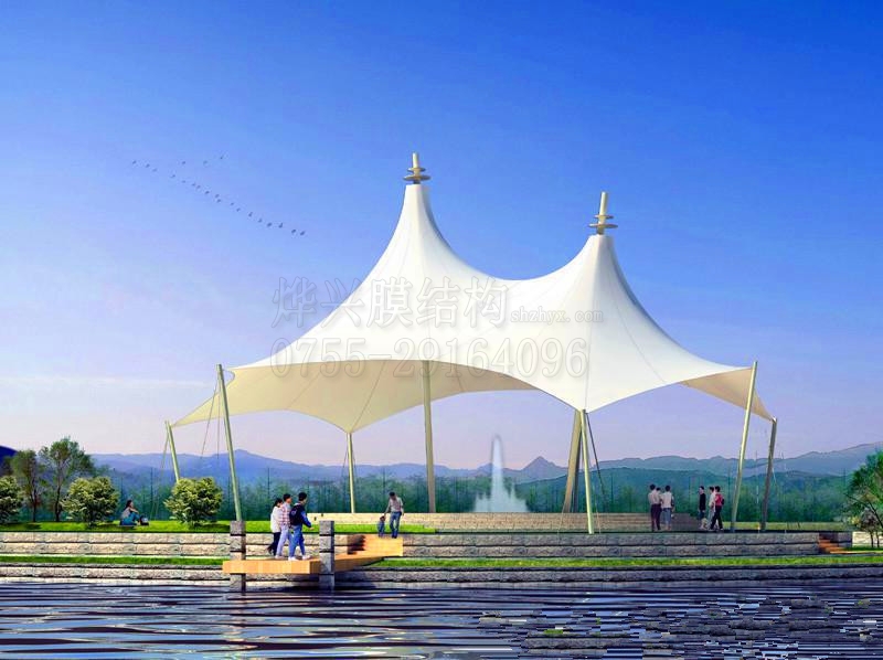 形态简洁且张力平衡的张拉膜结构